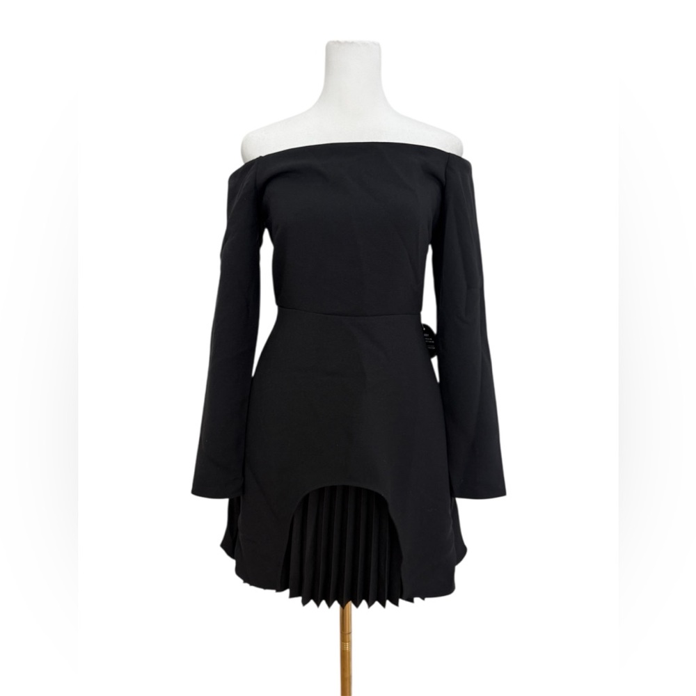 Closet London NWT Black Off Shoulder Pleated Mini Dress Long Sleeve Size US 4